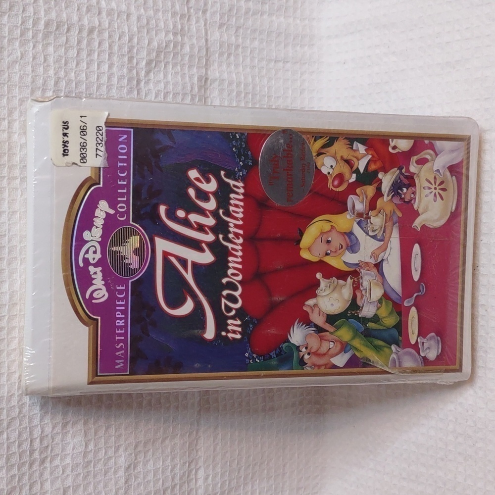 Disney Alice in Wonderland VHS Masterpiece Collection Factory Sealed